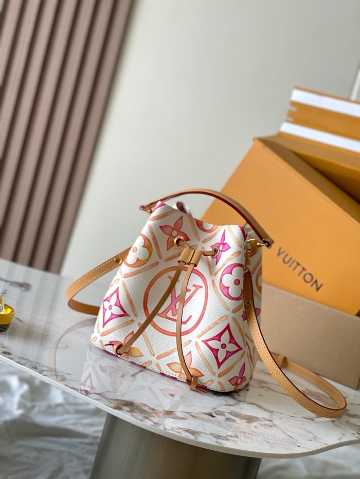 LOUIS VUITTON  루이비통 여성 네오노에 BB