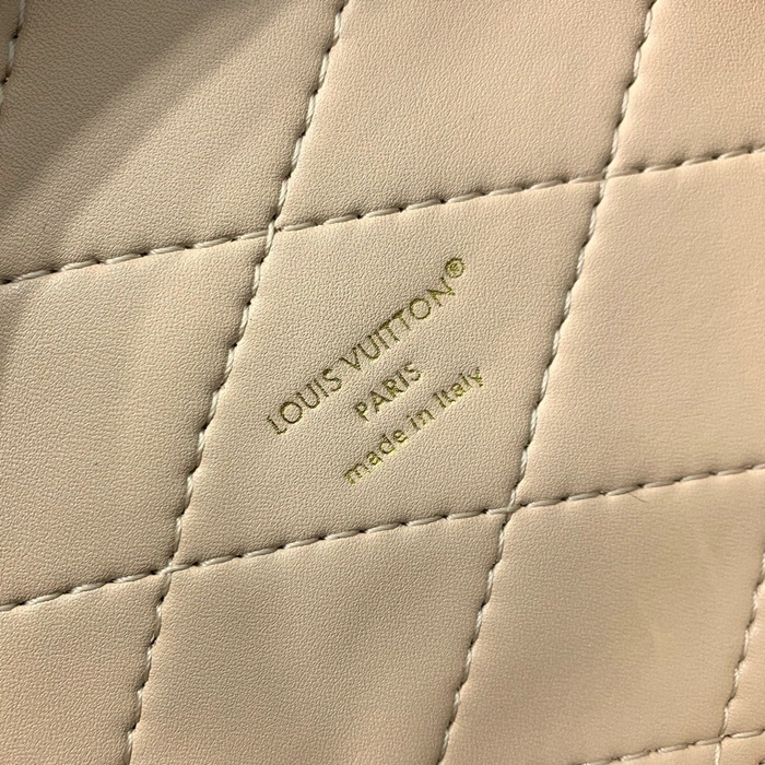 LOUIS VUITTON 루이비통 여성 스콧 모노그램 캔버스