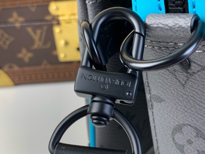 LOUIS VUITTON 루이비통 남성 트리오 메신저 백