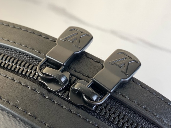 LOUIS VUITTON 루이비통 남성 디스커버리 백팩