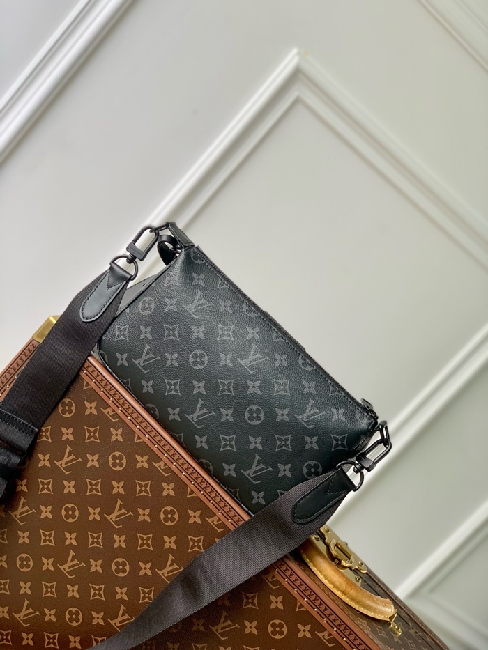 LOUIS VUITTON 루이비통 남성 포쉐트 악세수아