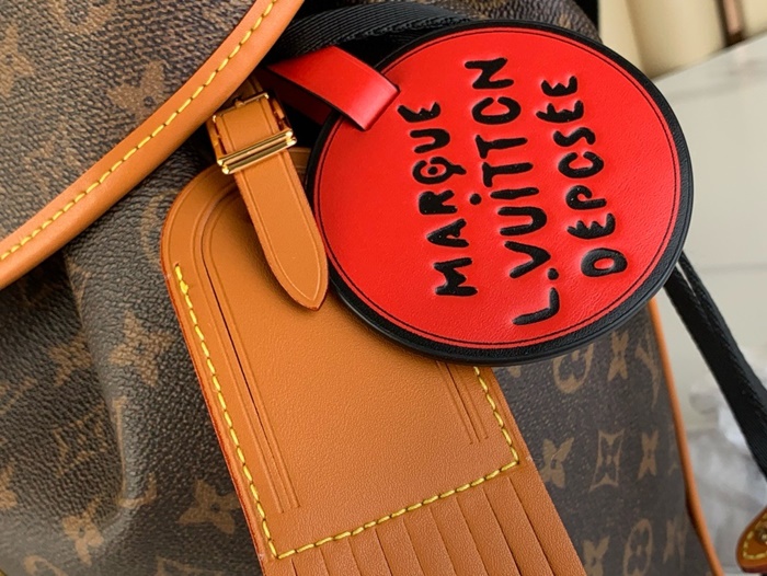 LOUIS VUITTON 루이비통 남성 몽수리 백팩