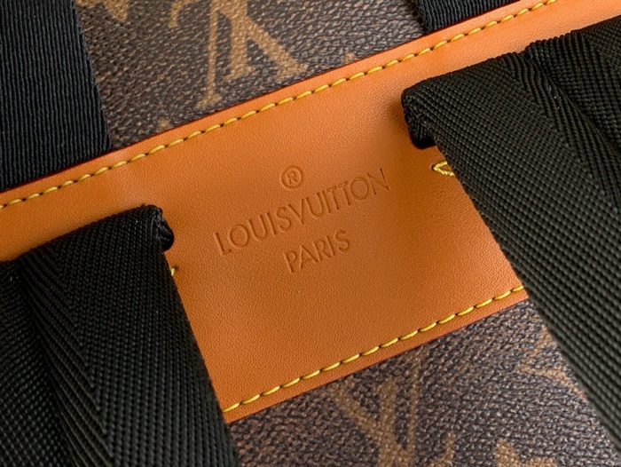 LOUIS VUITTON 루이비통 남성 몽수리 백팩