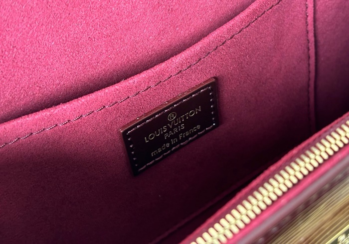 LOUIS VUITTON  루이비통 여성 클루니 미니 에삐