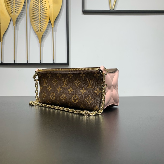  LOUIS VUITTON 루이비통 모노그램 블룸 파우치