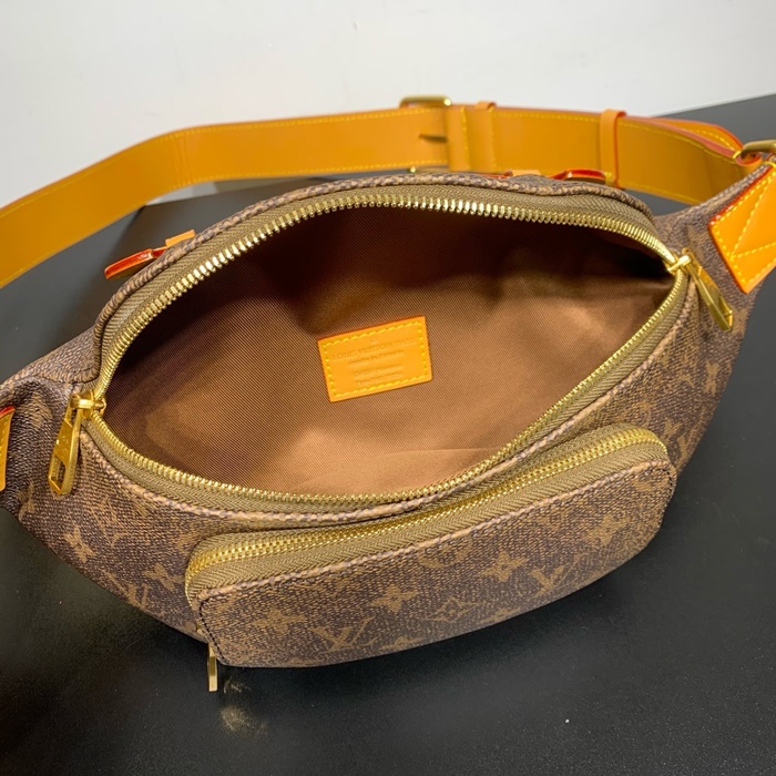 Louis vuitton 루이비통 남성 러시 범백