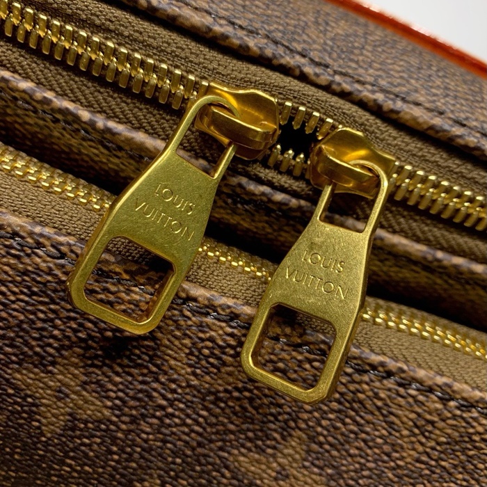 Louis vuitton 루이비통 남성 러시 범백