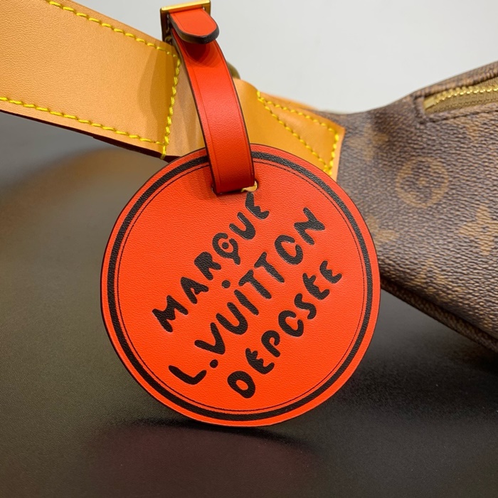Louis vuitton 루이비통 남성 러시 범백