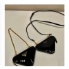 PRADA 프라다 트라이앵글 페이던트 레더 미니 파우치 크로스백