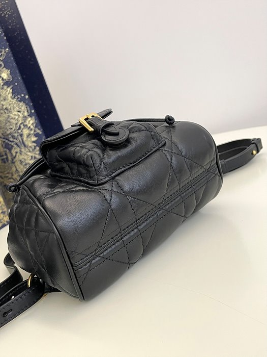 [블랙핑크 지수] DIOR 디올 카로 백팩 스몰