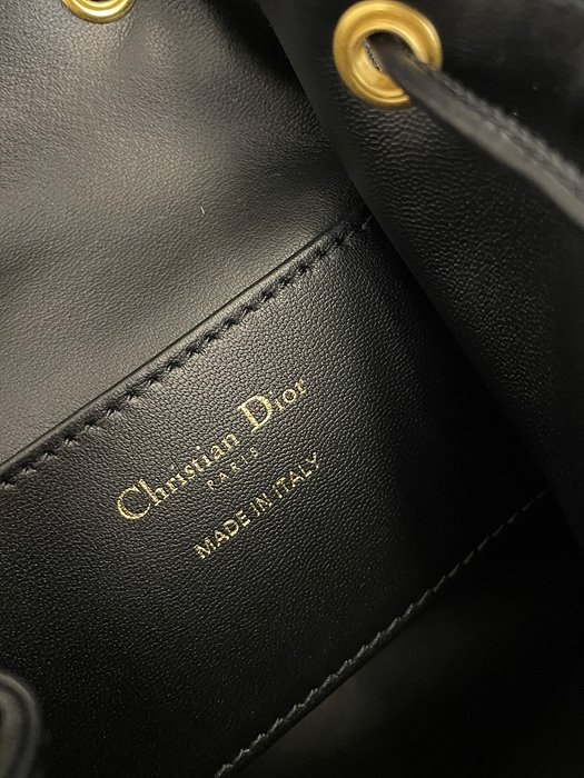 [블랙핑크 지수] DIOR 디올 카로 백팩 스몰