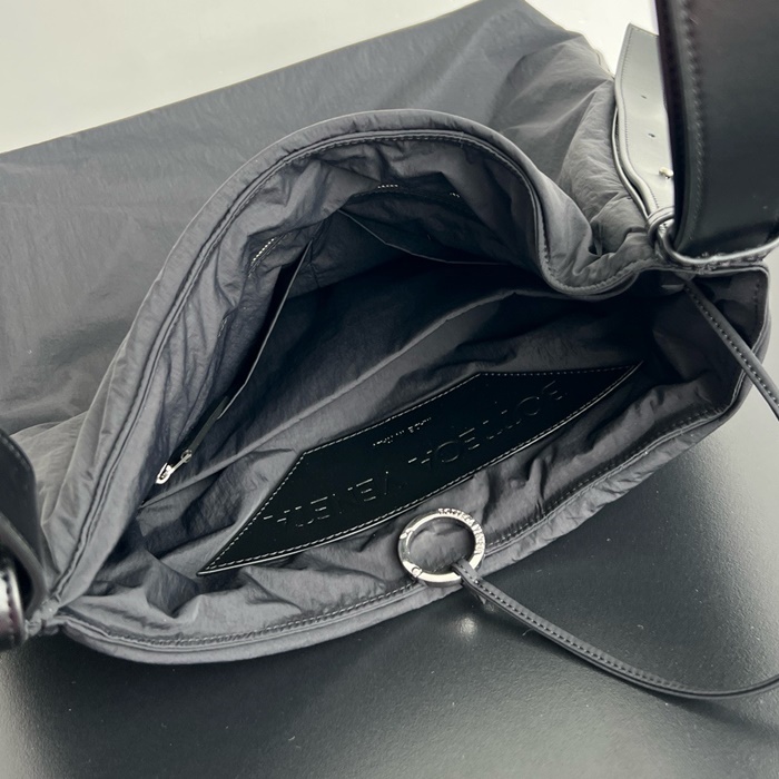 Bottega veneta 보테가베네타 남성 라지 크로스로드 호보 백