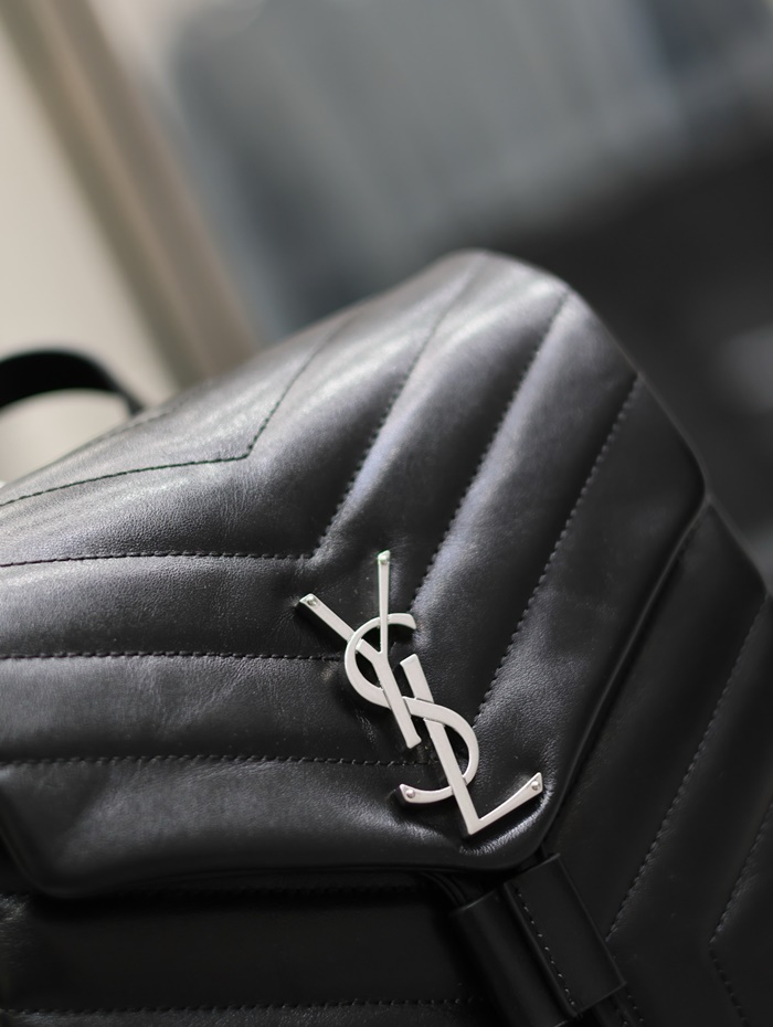 Saint Laurent  입생로랑 여성 루루 백팩