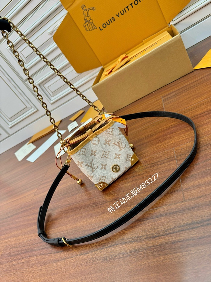 Louis vuitton  루이비통 여성 노에 퍼스 LV 참