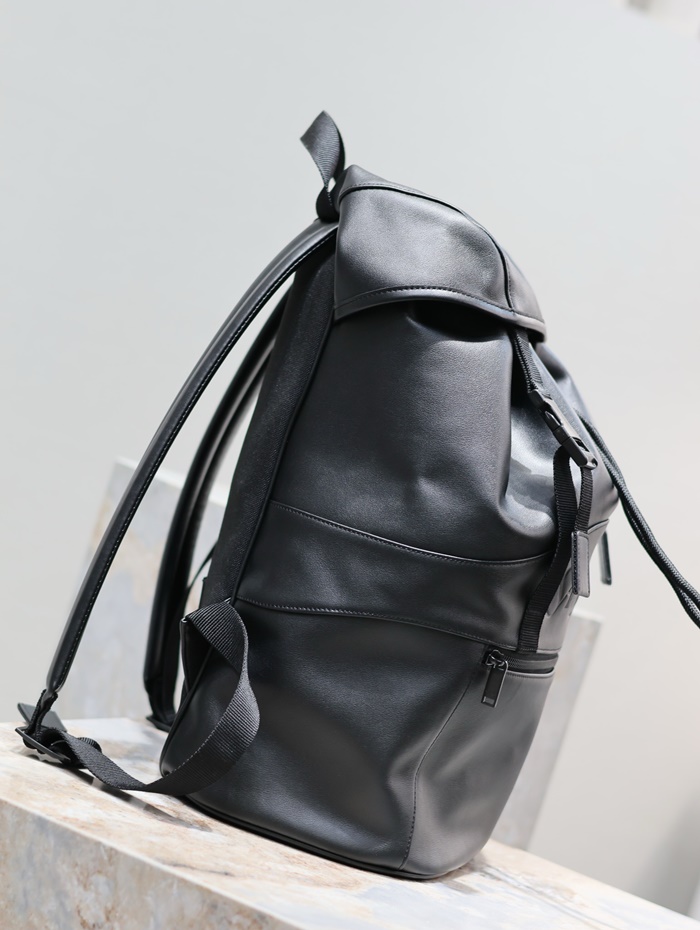 Saint Laurent 입생로랑 남성 시티 백팩
