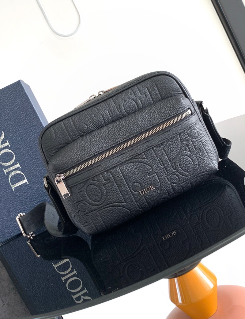 DIOR 디올 그래비티 레더 라이더 2.0 지퍼 메신저백