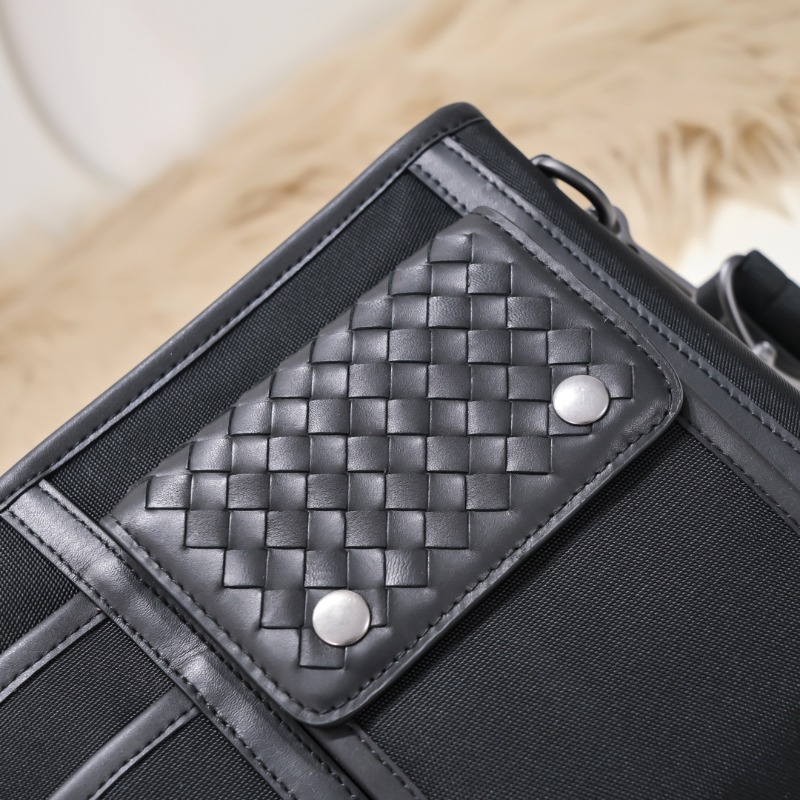 BOTTEGA VENETA 보테가베네타 테크니컬 패브릭 숄더백