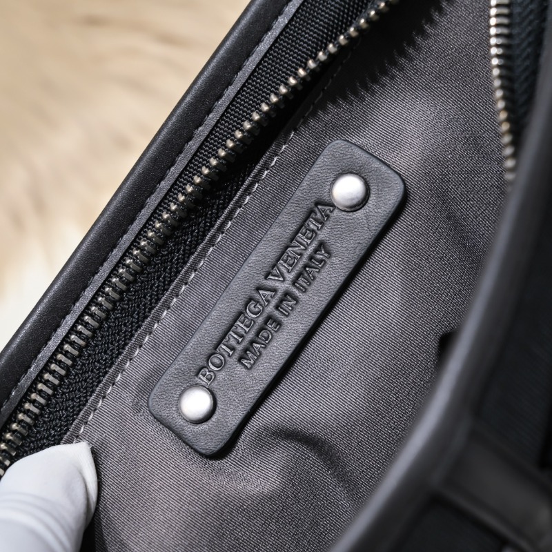 BOTTEGA VENETA 보테가베네타 테크니컬 패브릭 숄더백