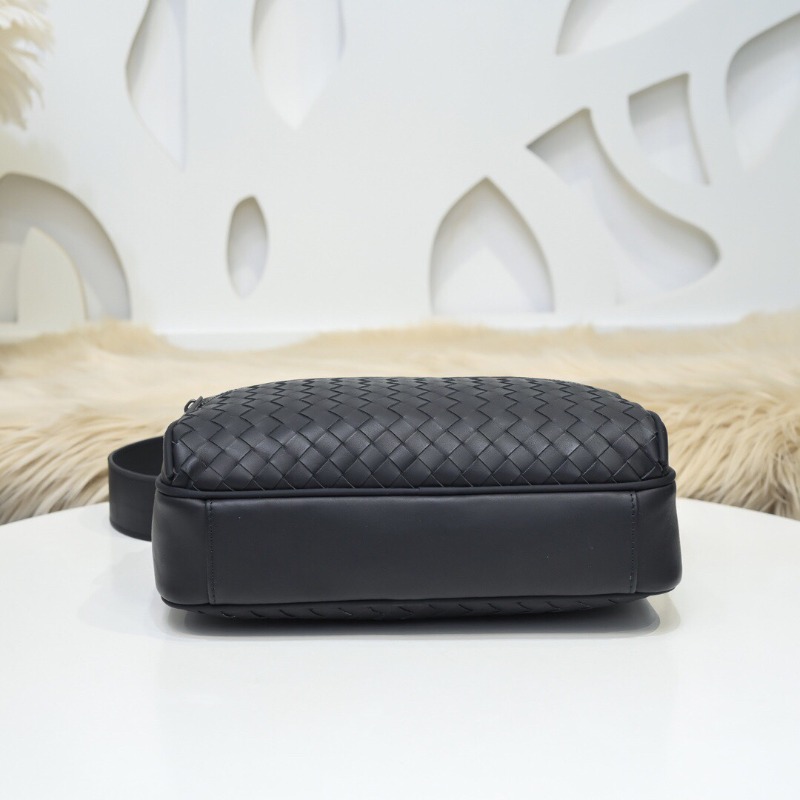 BOTTEGA VENETA 보테가베네타 인트레치아토 크로스백