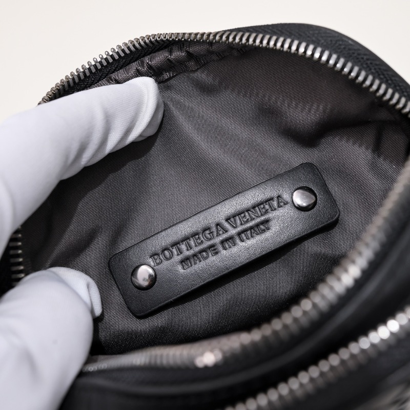 BOTTEGA VENETA 보테가베네타 인트레치아토 미니 크로스백
