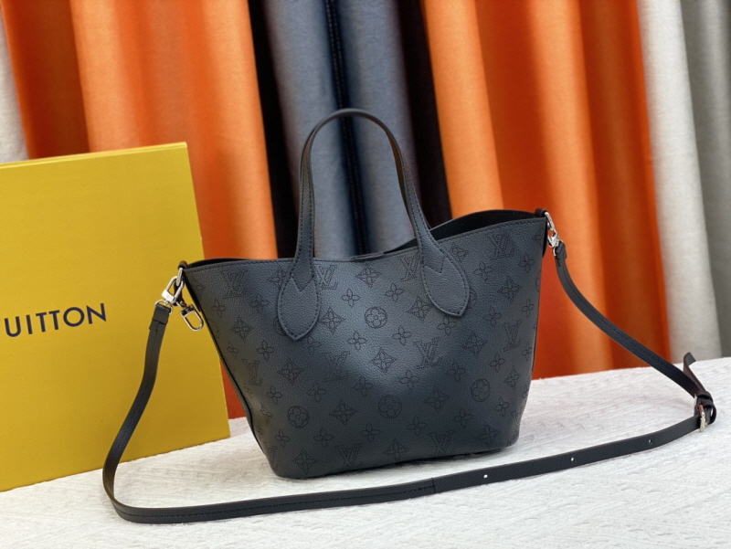 LOUIS VUITTON 루이비통 블라썸