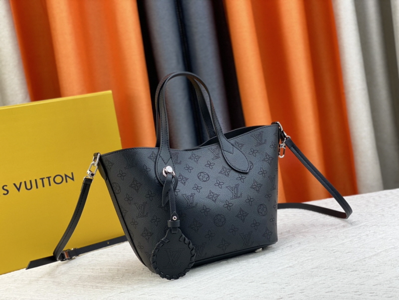 LOUIS VUITTON 루이비통 블라썸