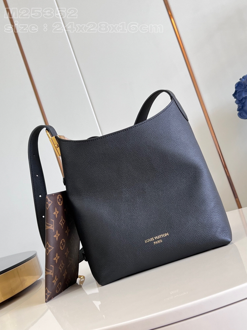 LOUIS VUITTON 루이비통 로우 키 호보 PM