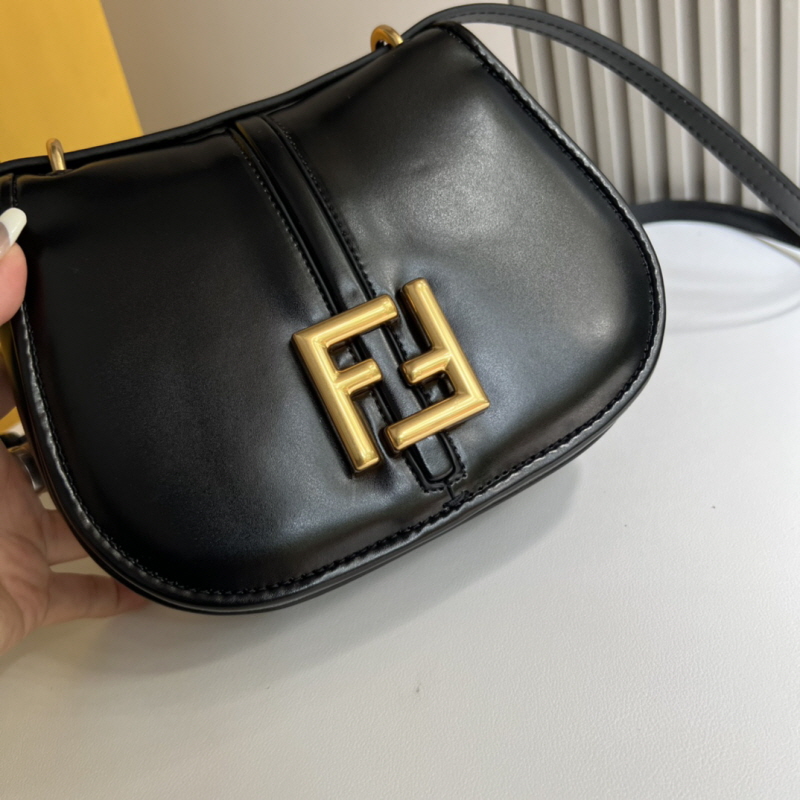 FENDI 펜디 커’몬 미니 가죽백 블랙