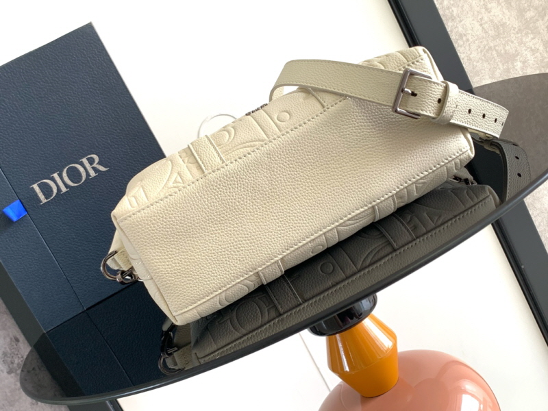 DIOR 디올 위캔더 25 크로스 백