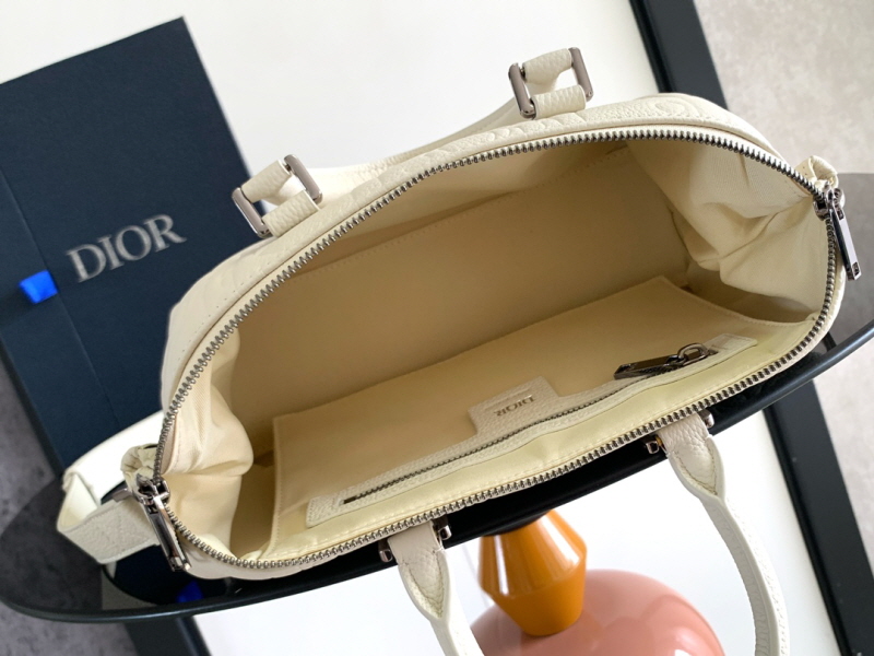 DIOR 디올 위캔더 25 크로스 백