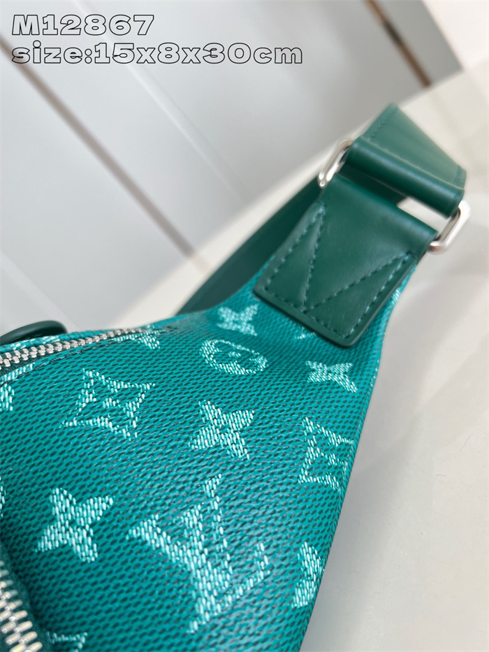 LOUIS VUITTON 루이비통 러시 범백 M12867 2024/신상