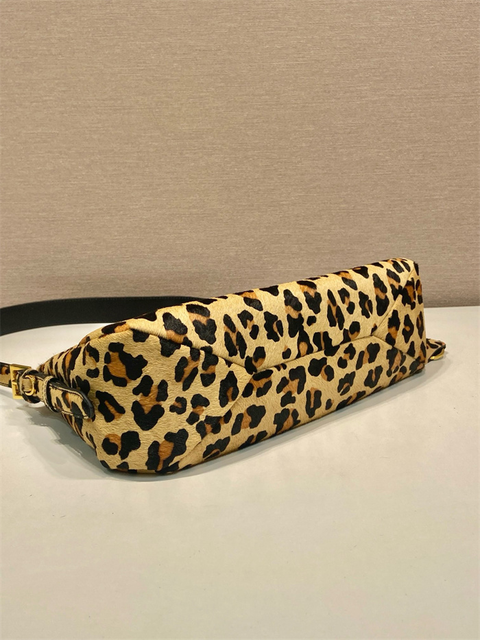 PRADA 프라다 에이미 스몰 숄더백 1BC229 2024/신상