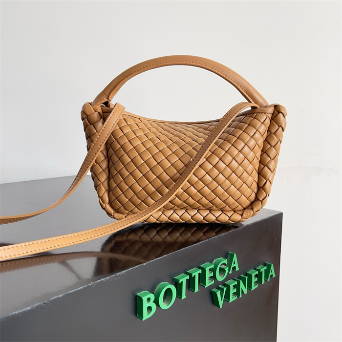 BOTTEGA VENETA 보테가베네타 인트레치아토 핸드백 805739 2024/신상 2color