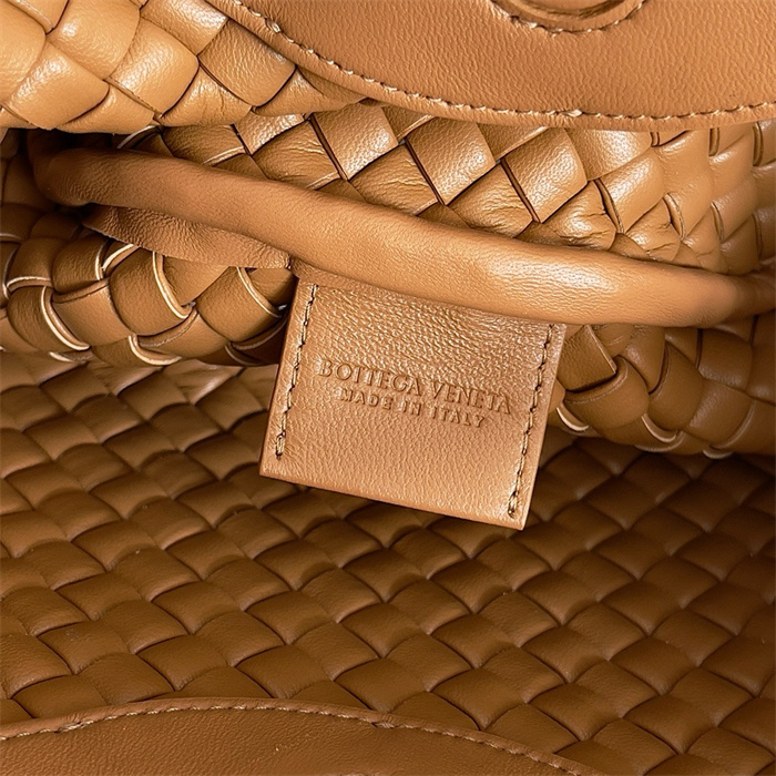 BOTTEGA VENETA 보테가베네타 인트레치아토 핸드백 805739 2024/신상 2color