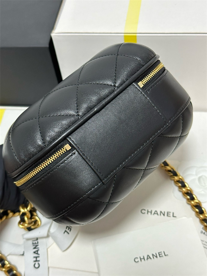 CHANEL 샤넬 베네티 스몰 파우치백 AS3066 2024/신상 2color