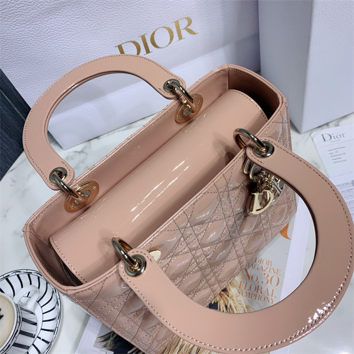DIOR 디올 레이디 M0565 2024/신상 2COLOR