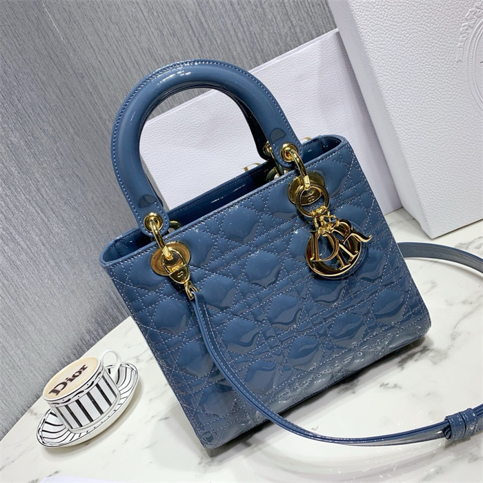 DIOR 디올 레이디 M0565 2024/신상 2COLOR