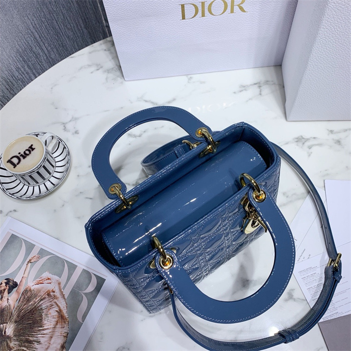 DIOR 디올 레이디 M0565 2024/신상 2COLOR
