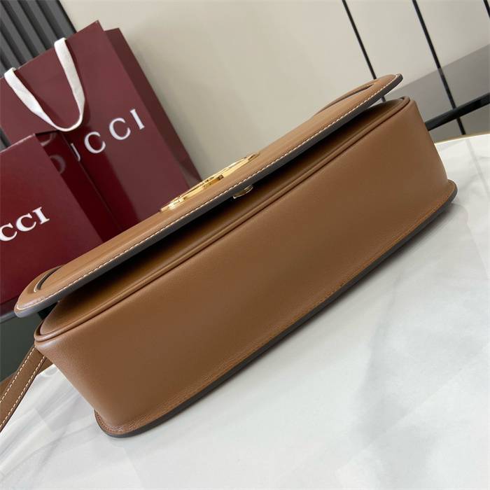 GUCCI 구찌 블론디 미디엄 탑 핸들백 815719 2024/신상 2color