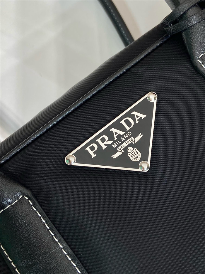 PRADA 프라다 리나일론 보스턴백 1BG847 2024/신상