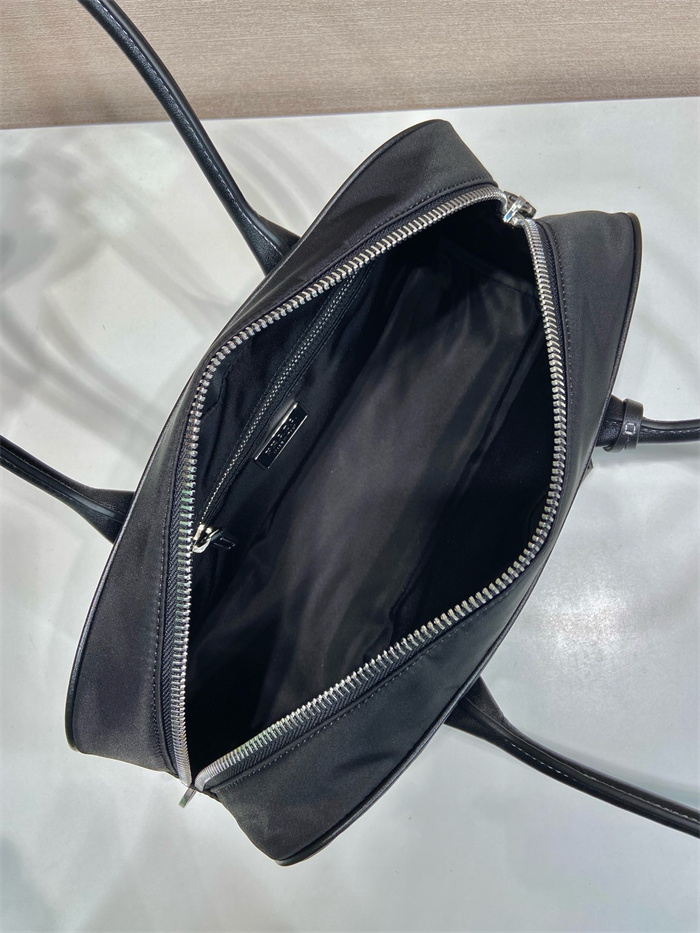 PRADA 프라다 리나일론 보스턴백 1BG847 2024/신상