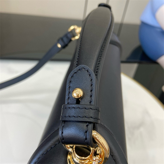 GUCCI 구찌 블론디 미디엄 탑 핸들백 815719 2024/신상 3color