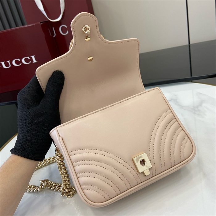 GUCCI 구찌 GG 마몬트 미니 핸드백 811238 2024/신상