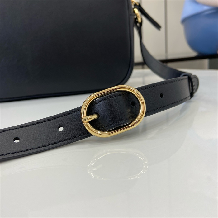GUCCI 구찌 블론디 미니 숄더백 820429 2024/신상 3color