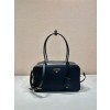 PRADA 프라다 자물쇠 미디엄 리나일론 가죽 탑 핸들백 1BB132