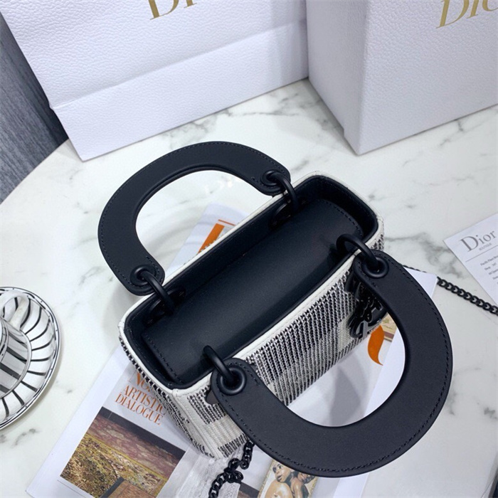 DIOR 디올 미니 레이디백 M1004 2024/신상