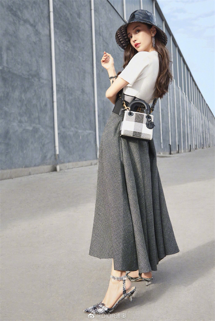 DIOR 디올 미니 레이디백 M1004 2024/신상