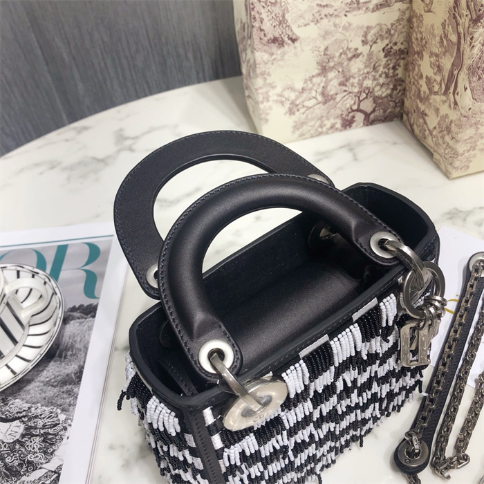DIOR 디올 미니 레이디백 M1004 2024/신상