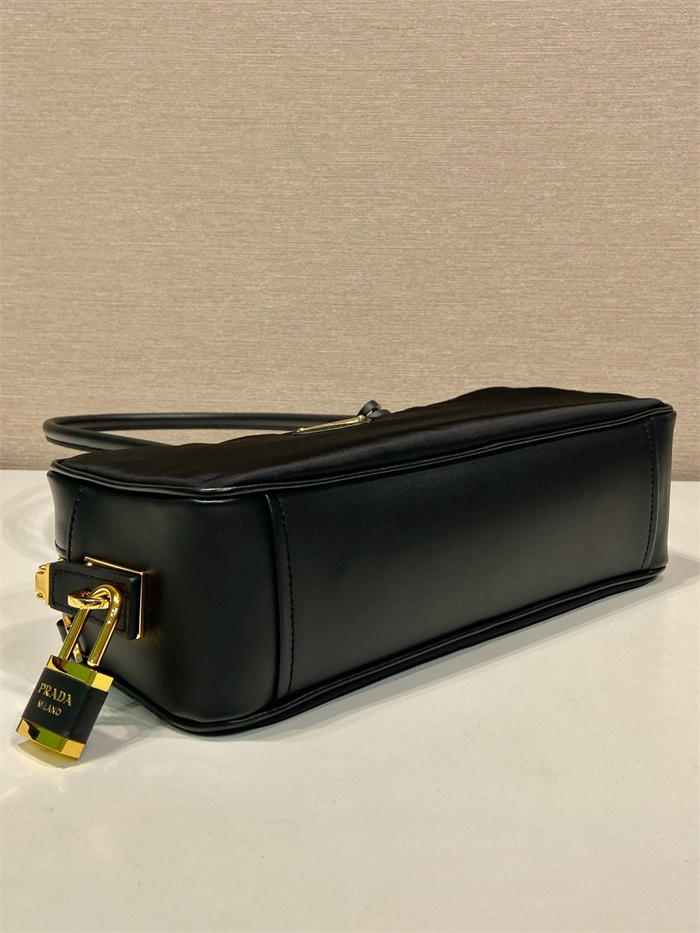 PRADA 프라다 자물쇠 스몰 리나일론 가죽 탑 핸들백 1BB133