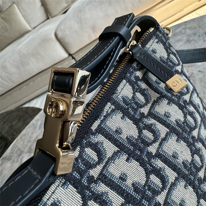 DIOR 디올 트래블 노마드 스몰 파우치 S5553